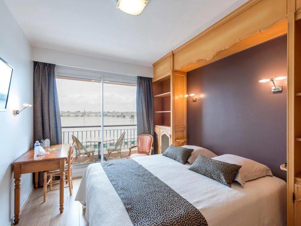 Logis Hotels - Au Poisson D'Argent - Hotel 3 Etoiles Et Restaurant Le Mesnil-en-Vallee Ngoại thất bức ảnh